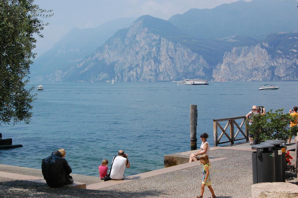 Casella'S Apartments Malcesine Esterno foto